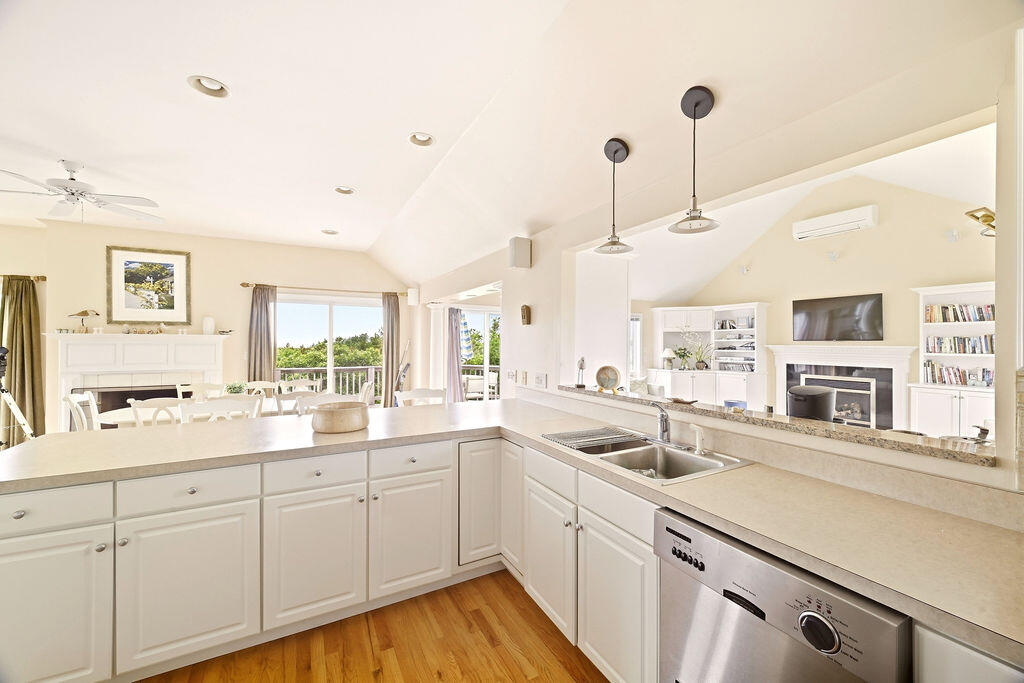 4 Sandpiper Avenue Truro MA 02666