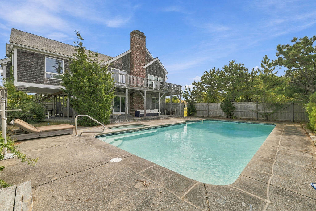 4 Sandpiper Avenue Truro MA 02666