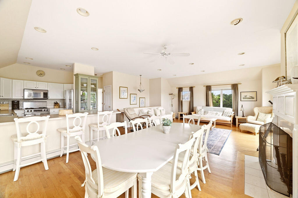 4 Sandpiper Avenue Truro MA 02666