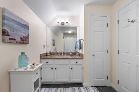 15 Camrose Court Barnstable MA 02601