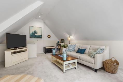 15 Camrose Court Barnstable MA 02601