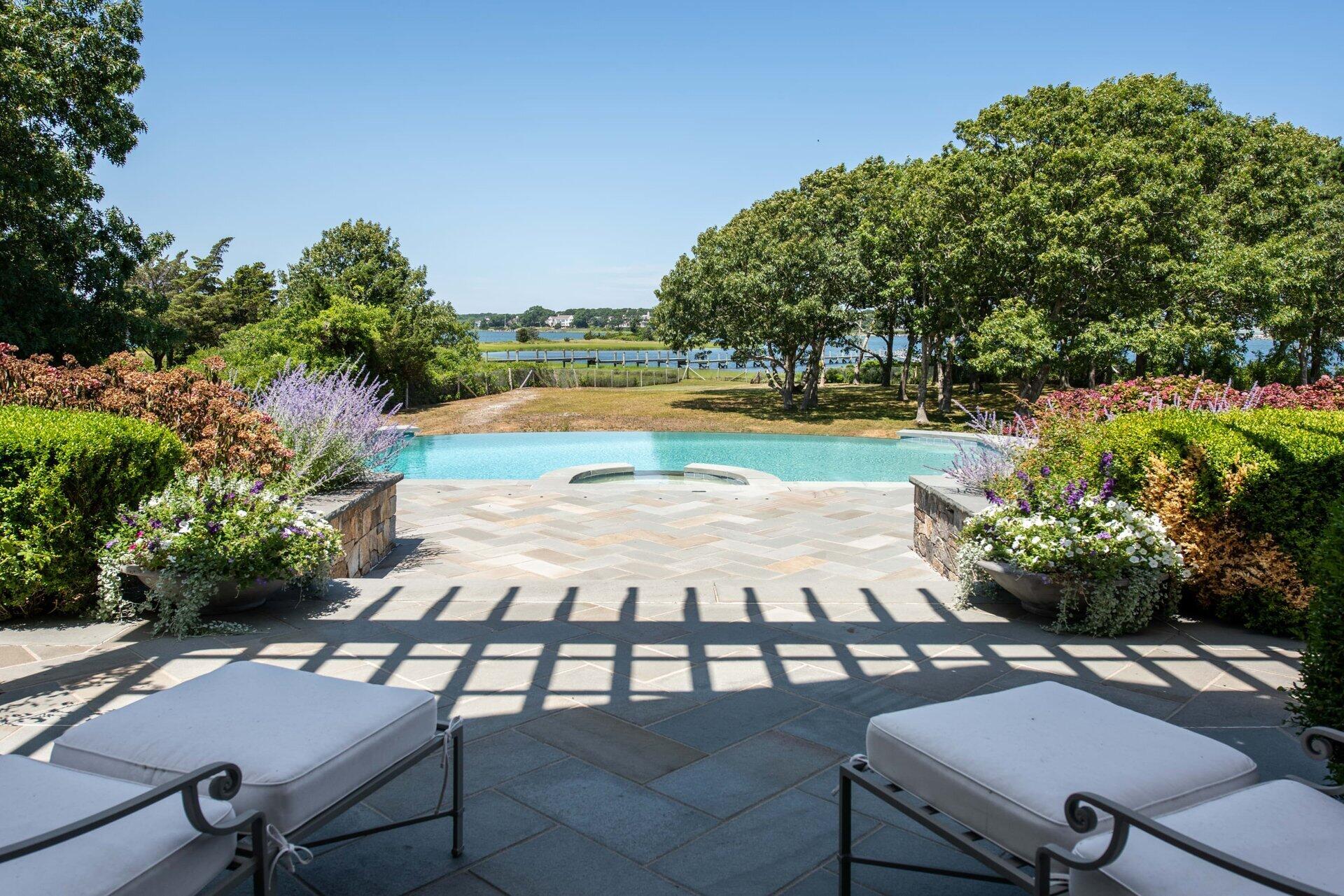 204 Garrison Lane Osterville MA 02655