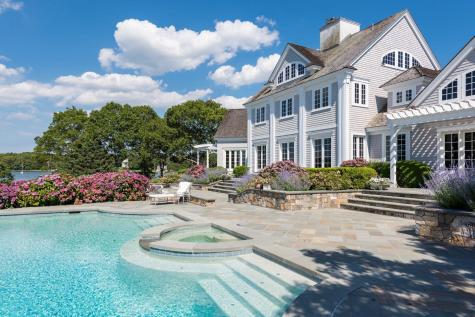 204 Garrison Lane Osterville MA 02655