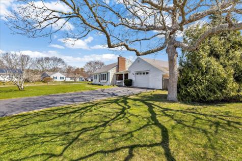2 Captain Percival Road Yarmouth MA 02664