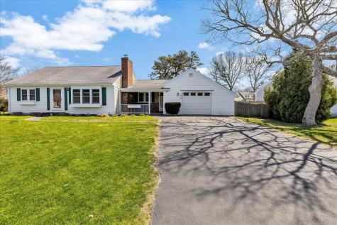 2 Captain Percival Road Yarmouth MA 02664