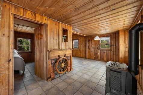 41 Seconsett Island Road Mashpee MA 02649