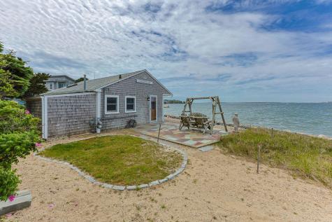 41 Seconsett Island Road Mashpee MA 02649