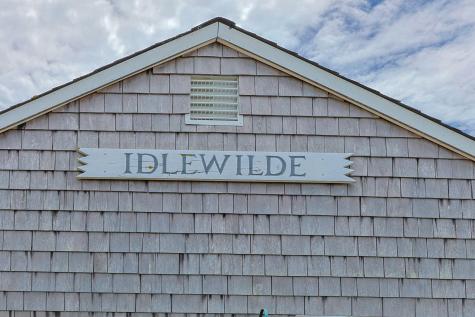41 Seconsett Island Road Mashpee MA 02649