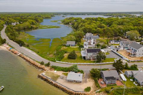41 Seconsett Island Road Mashpee MA 02649
