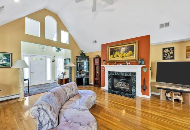 73 Snead Drive Mashpee MA 02649