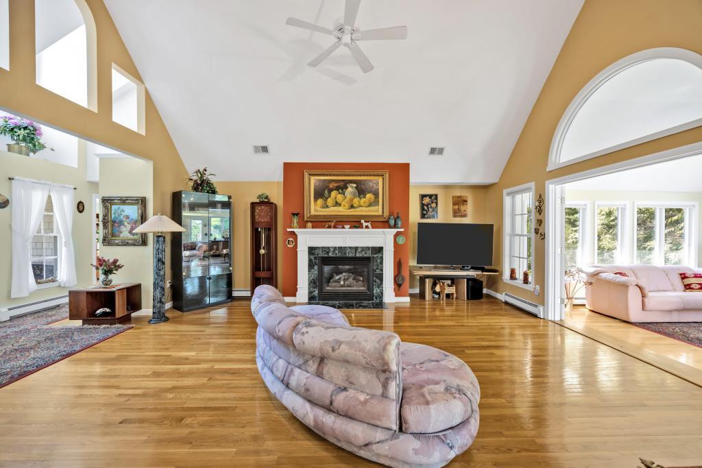 73 Snead Drive Mashpee MA 02649