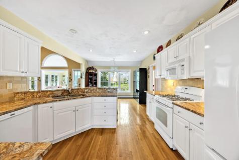 73 Snead Drive Mashpee MA 02649