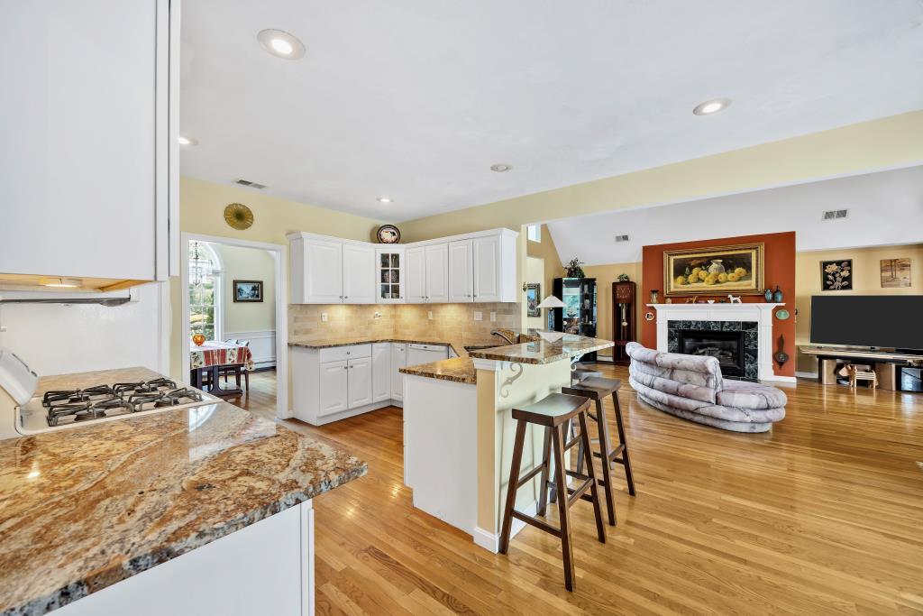 73 Snead Drive Mashpee MA 02649