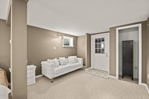 11 Regis Road East Falmouth MA 02536