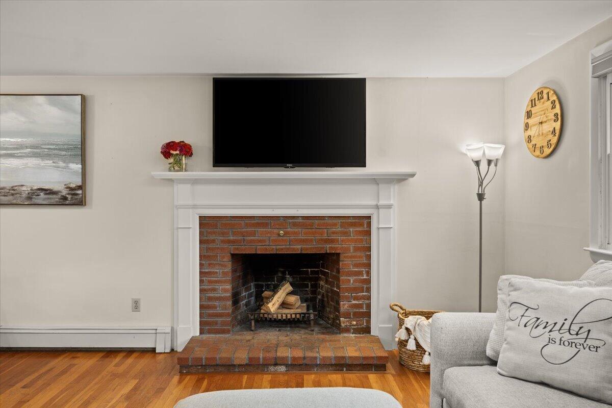 11 Regis Road East Falmouth MA 02536