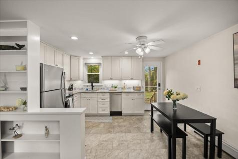 11 Regis Road East Falmouth MA 02536