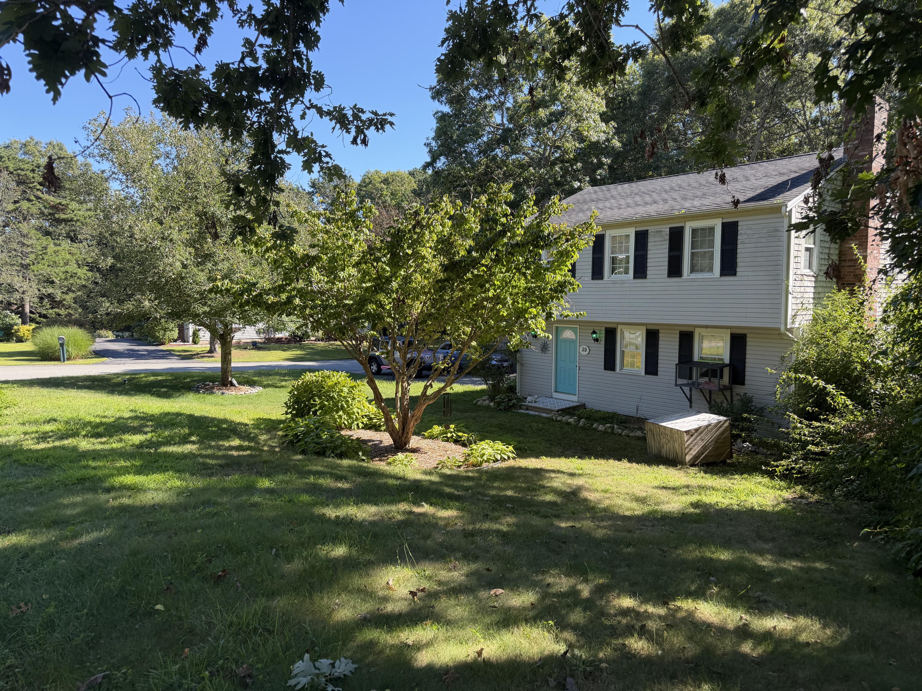 39 Warwick Way Mashpee MA 02649