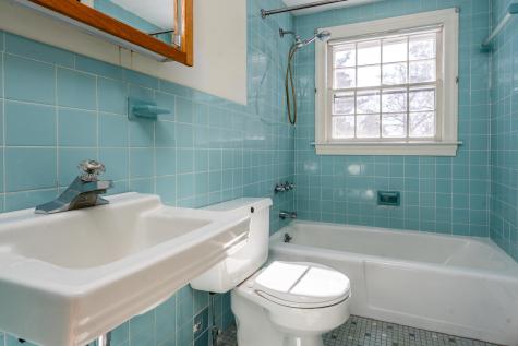 7 Pinefield Lane Dennis MA 02660