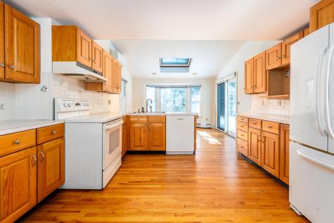 7 Pinefield Lane Dennis MA 02660