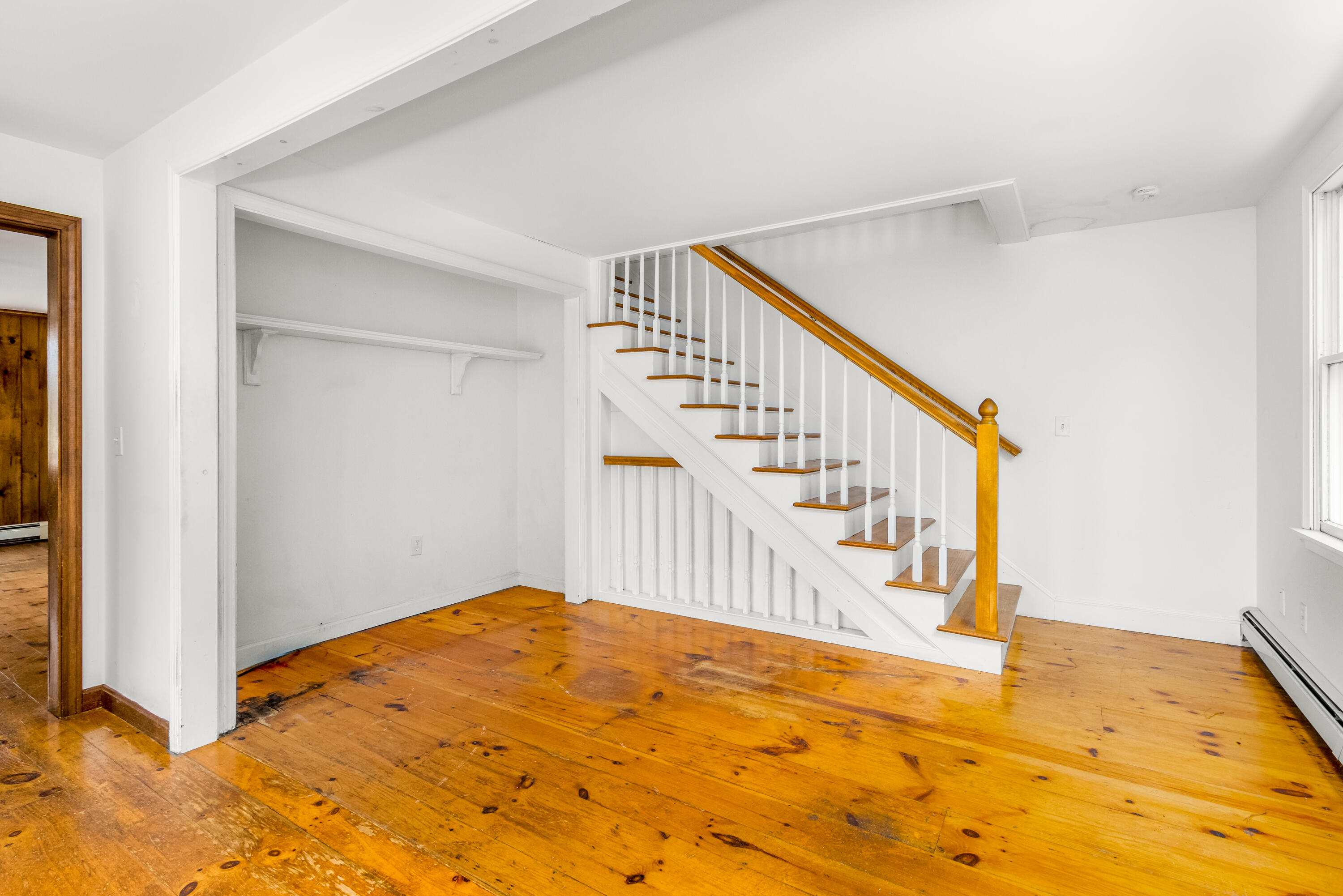 32 N Shore Blvd Extension Sandwich MA 02563