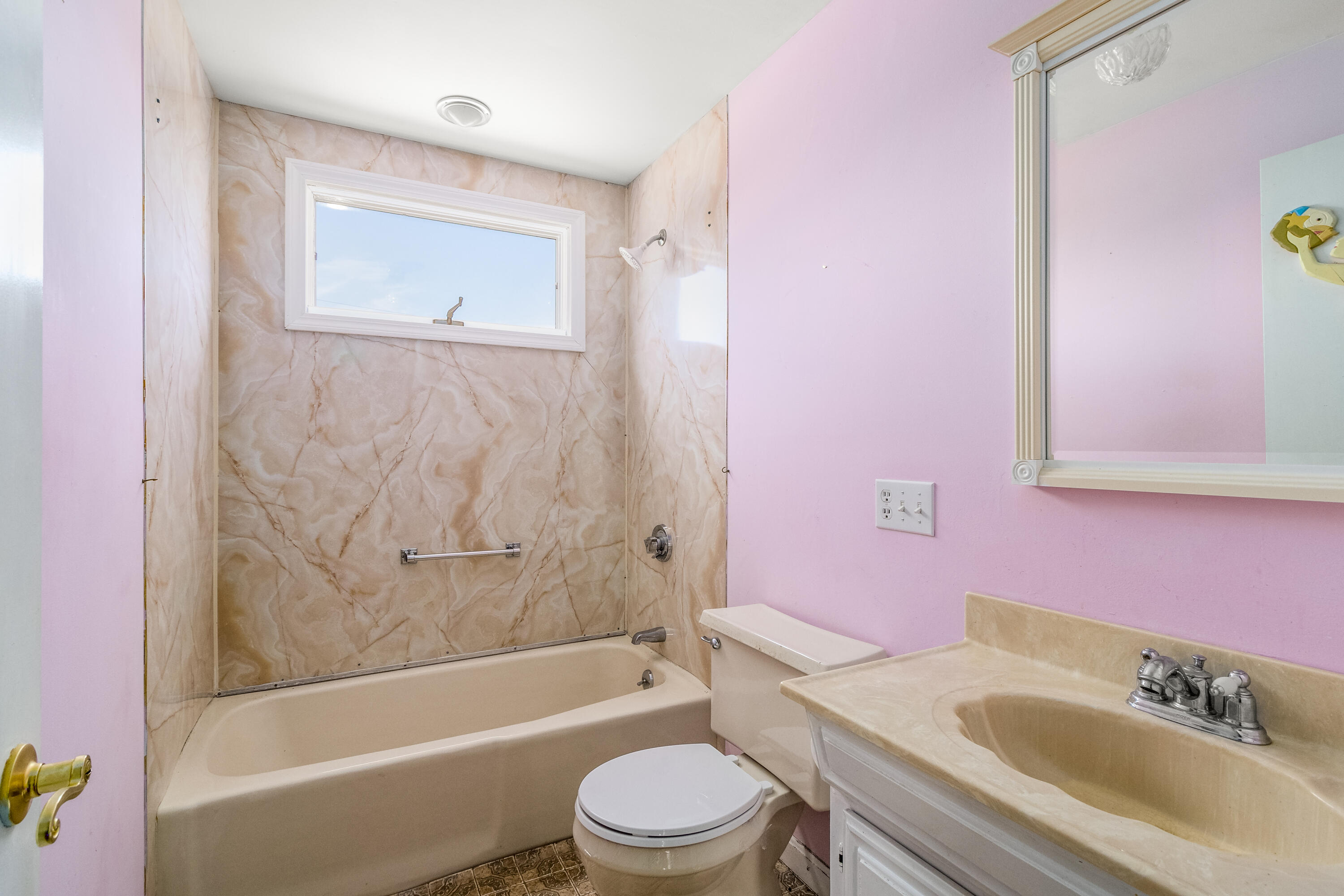 32 N Shore Blvd Extension Sandwich MA 02563