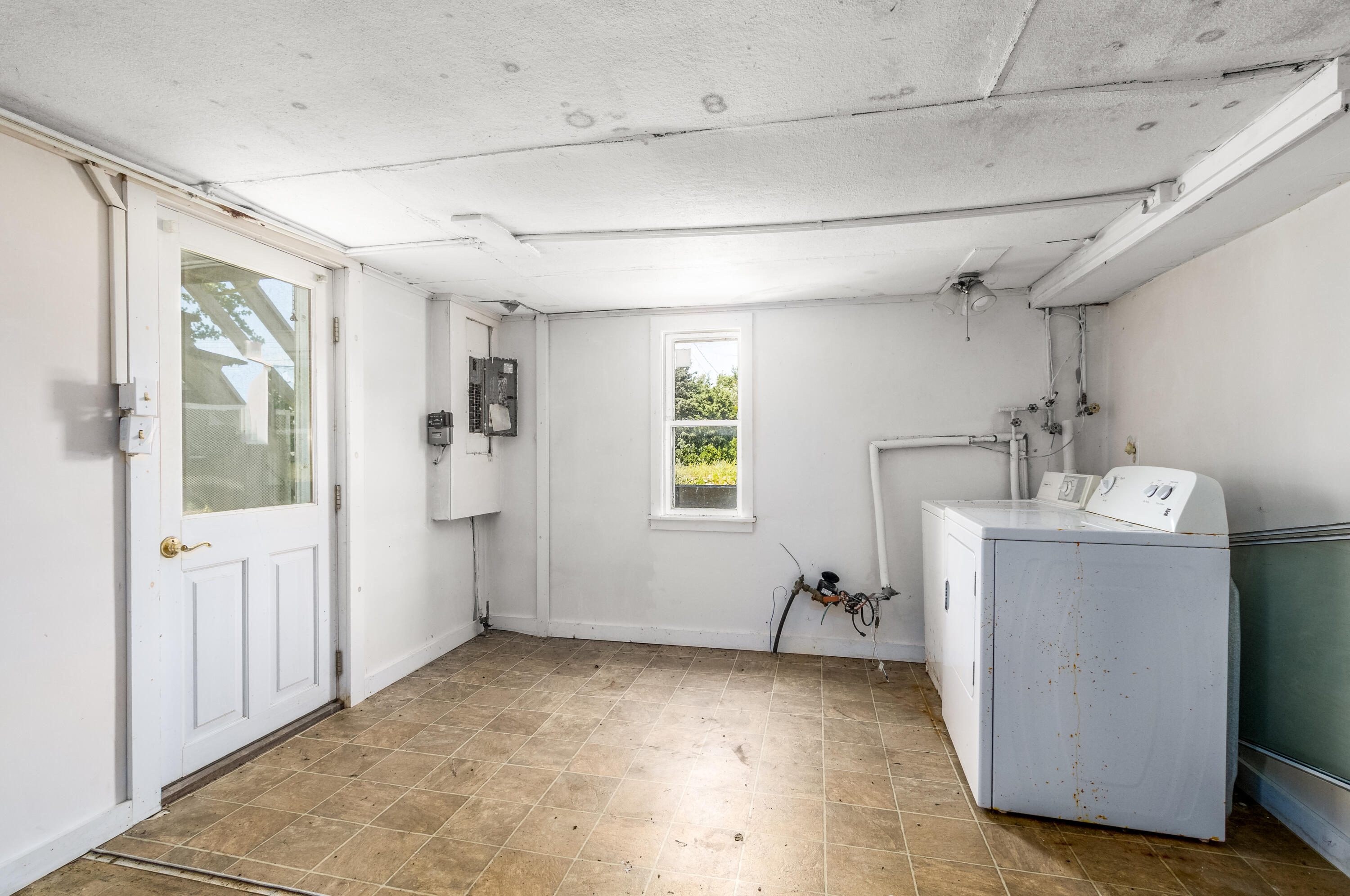 32 N Shore Boulevard Extension Sandwich MA 02563