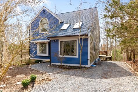 21 Braeside Road Falmouth MA 02540