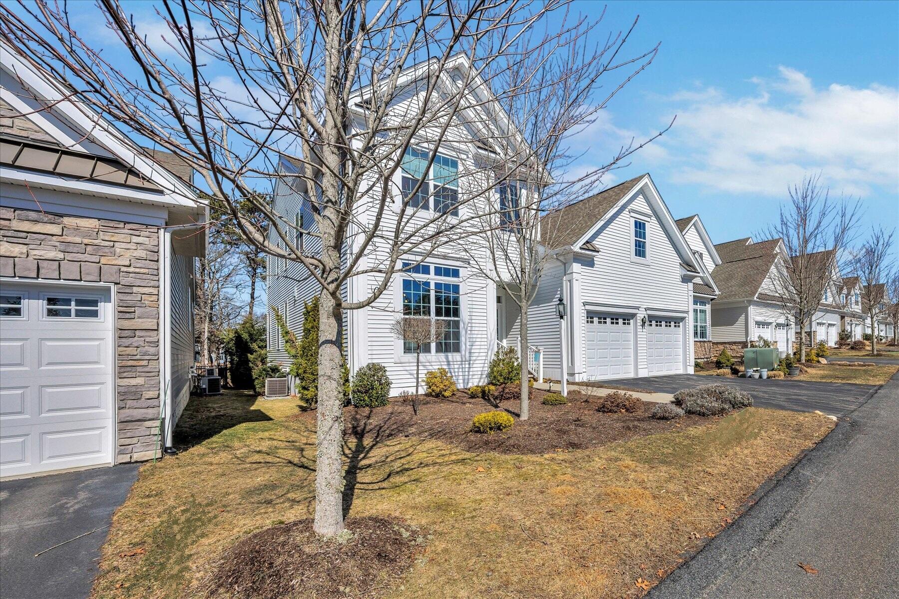 34 Briarwood Plymouth MA 02360
