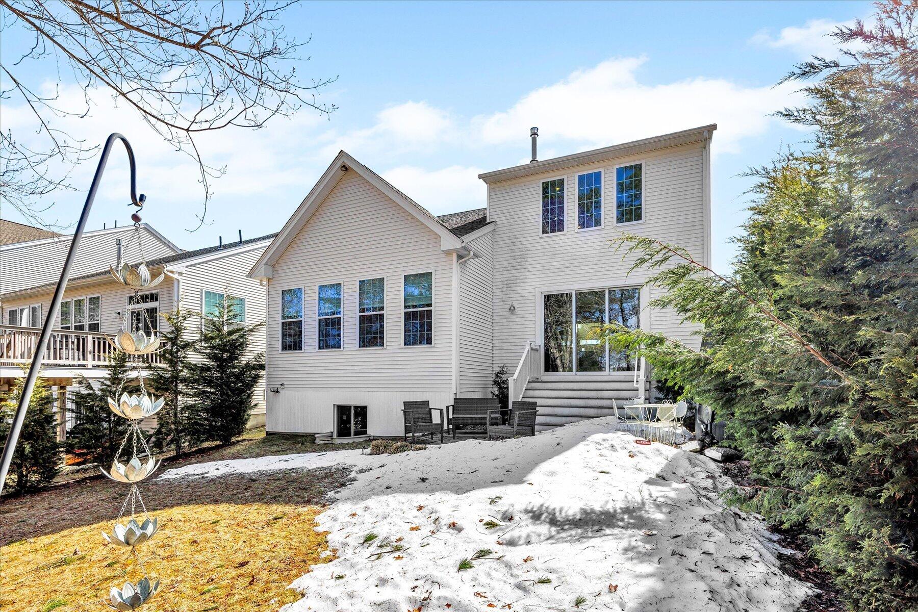 34 Briarwood Plymouth MA 02360