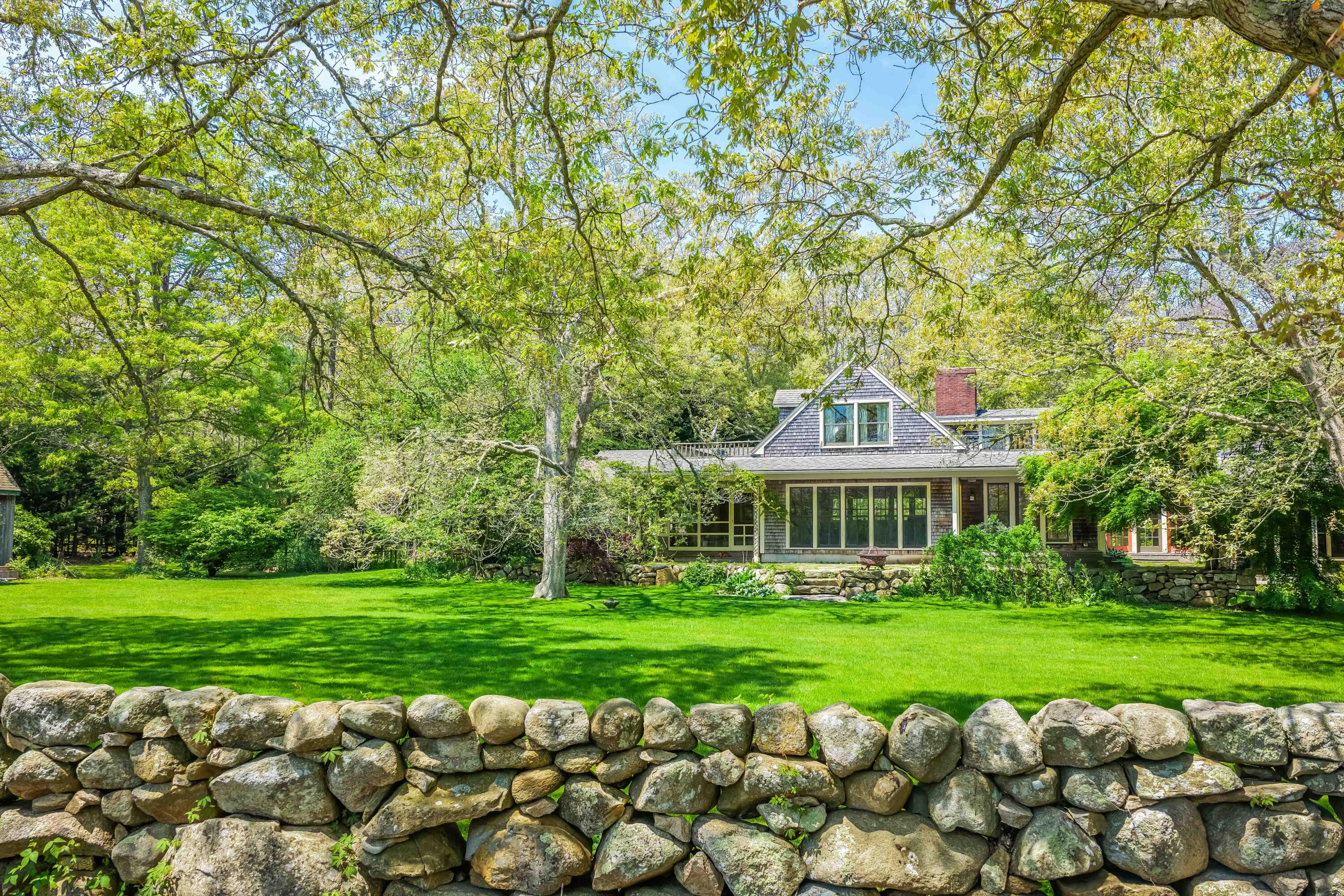 30 Water Gate Road Vineyard Haven MA 02568