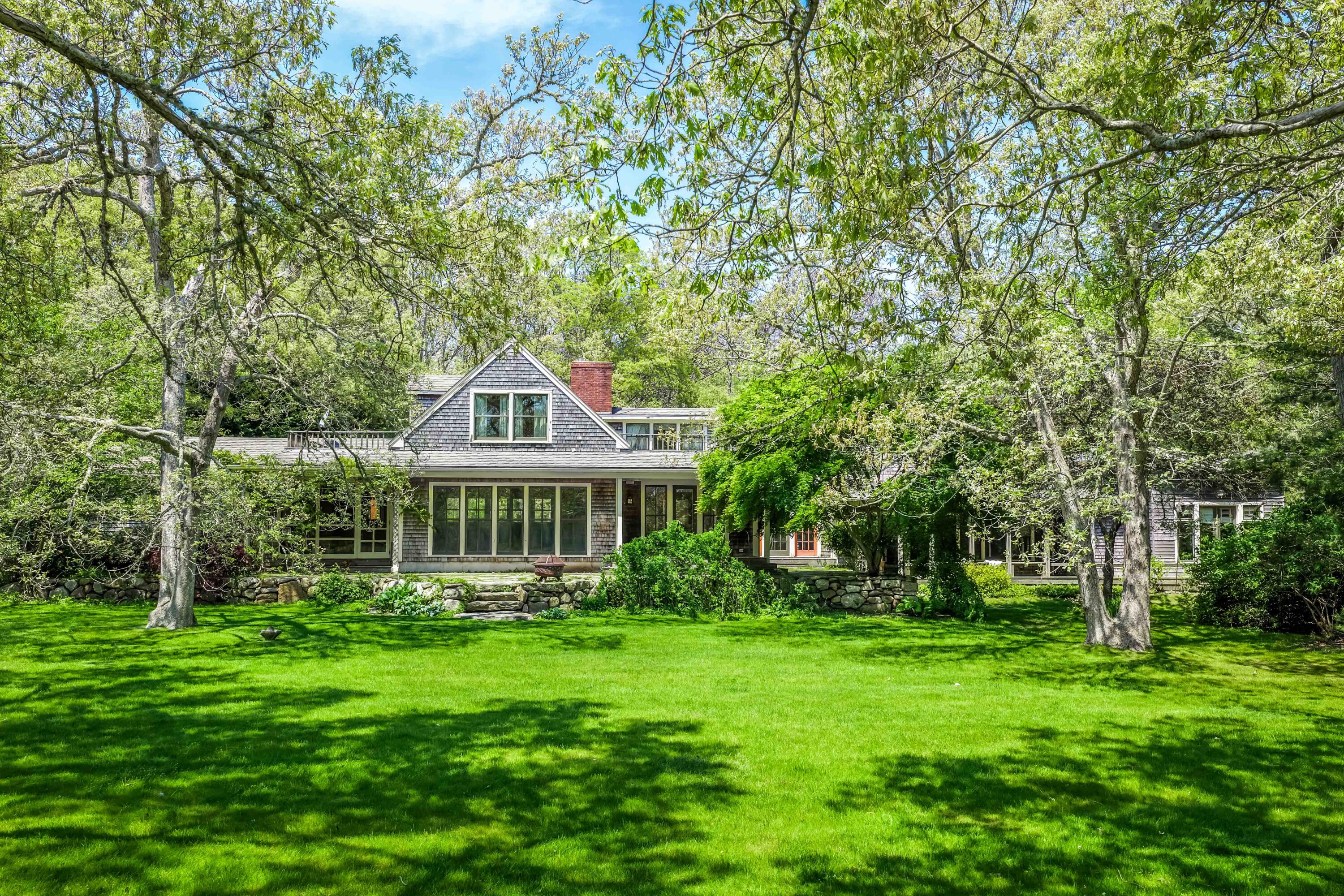 30 Water Gate Road Vineyard Haven MA 02568