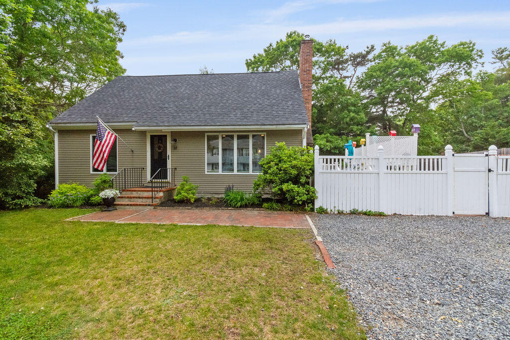 22 Rickey Lane Wareham MA 02538
