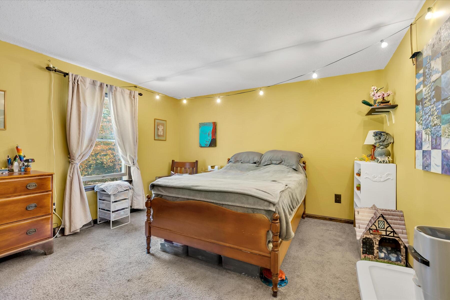 7 Sandy Way Mashpee MA 02649