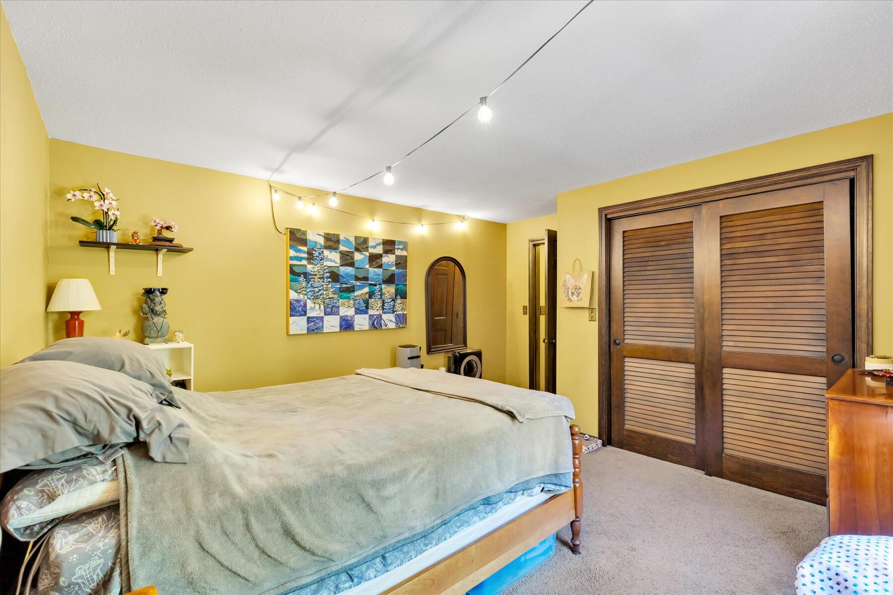 7 Sandy Way Mashpee MA 02649