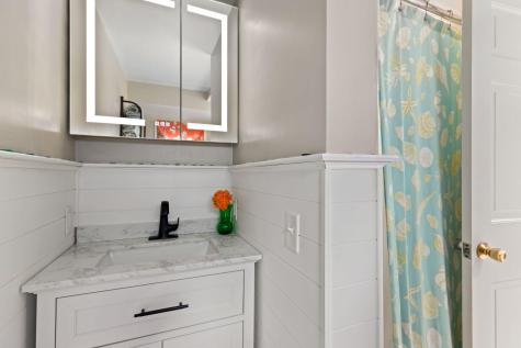 25 Ocean Avenue Harwich MA 02645