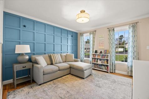 20 Settlers Way Bourne MA 02532