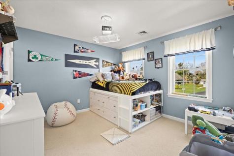 20 Settlers Way Bourne MA 02532