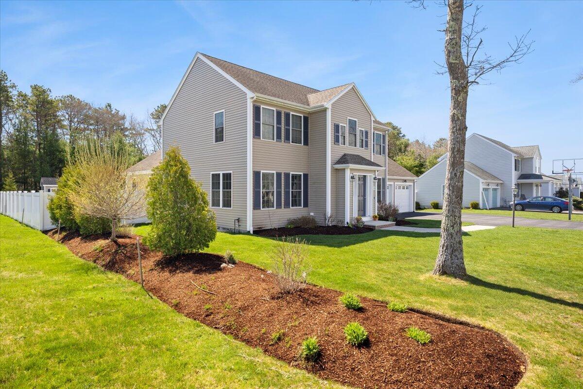 20 Settlers Way Bourne MA 02532
