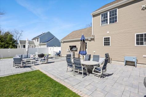 20 Settlers Way Bourne MA 02532