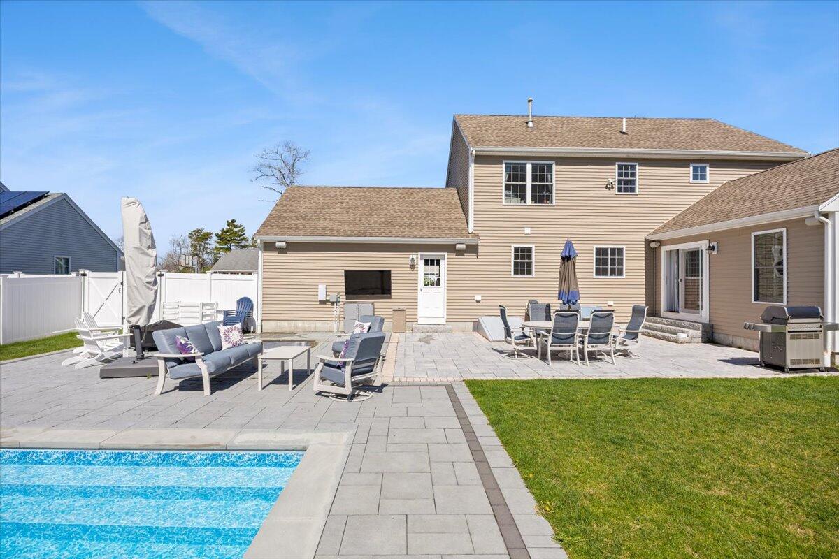 20 Settlers Way Bourne MA 02532