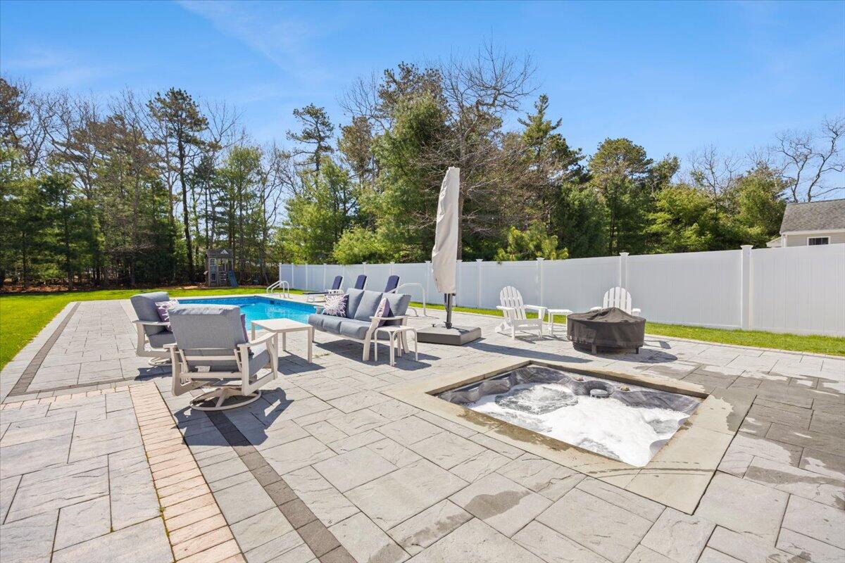20 Settlers Way Bourne MA 02532