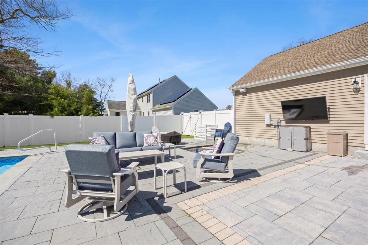 20 Settlers Way Bourne MA 02532
