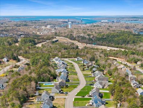20 Settlers Way Bourne MA 02532
