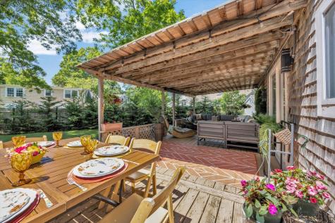 15 Carla Road MA 02601