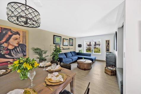 15 Carla Road MA 02601