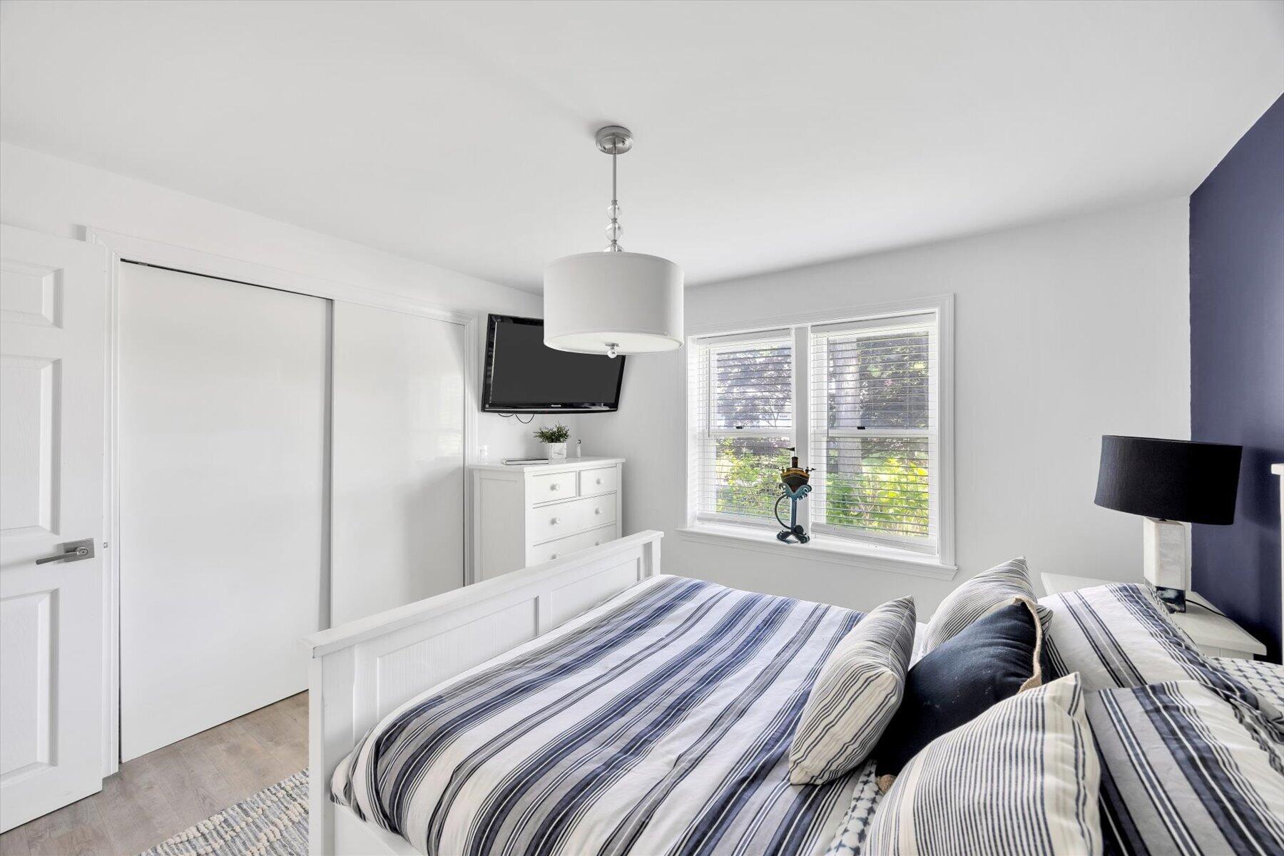 15 Carla Road MA 02601