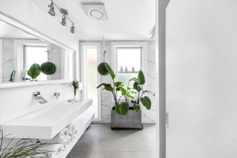 15 Carla Road MA 02601
