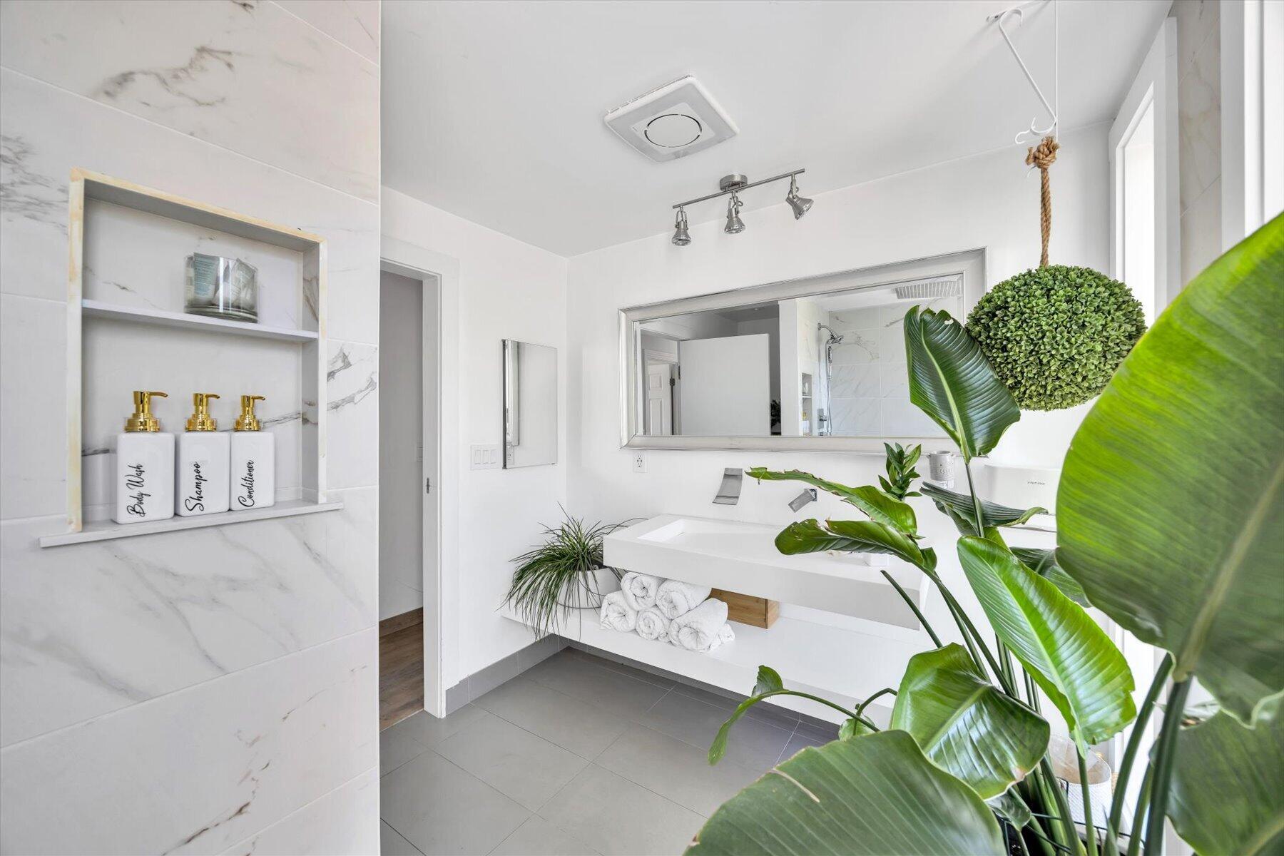 15 Carla Road MA 02601