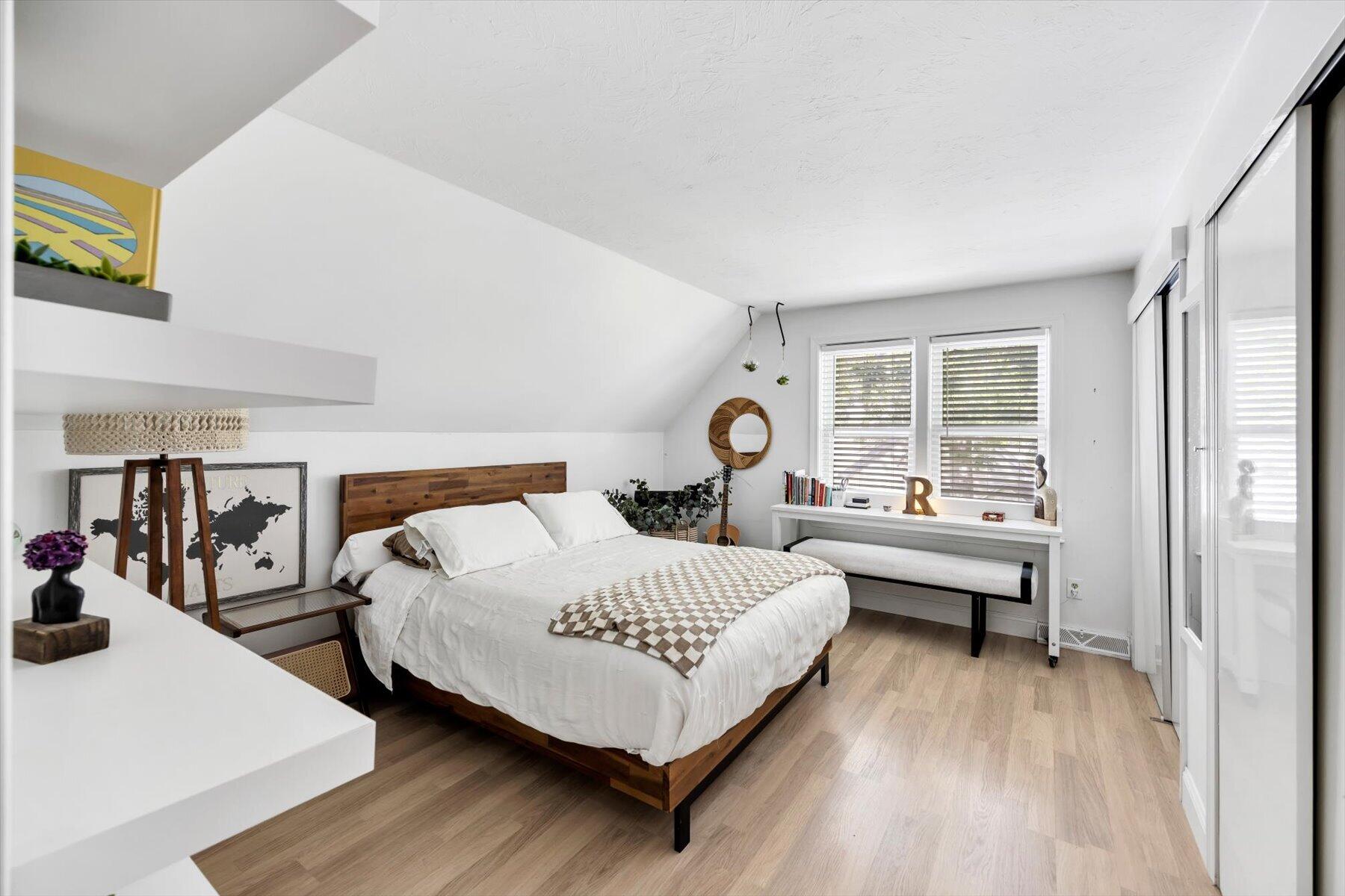 15 Carla Road MA 02601