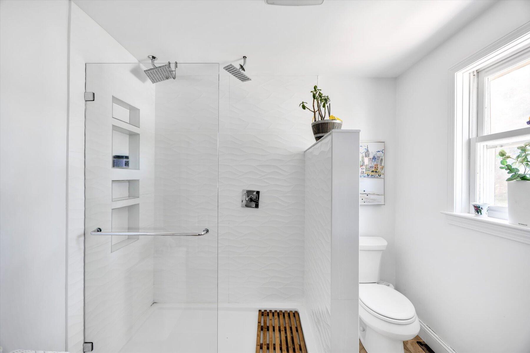 15 Carla Road MA 02601